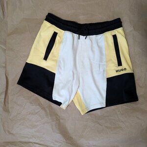 Hugo Boss color block mid waist shorts size L